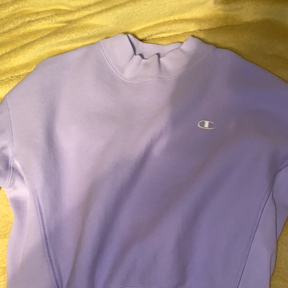 Purple cropped turtle neck champion shirt